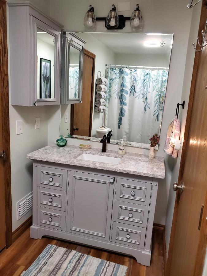 Hampton House Διαμέρισμα Clinton Township Εξωτερικό φωτογραφία